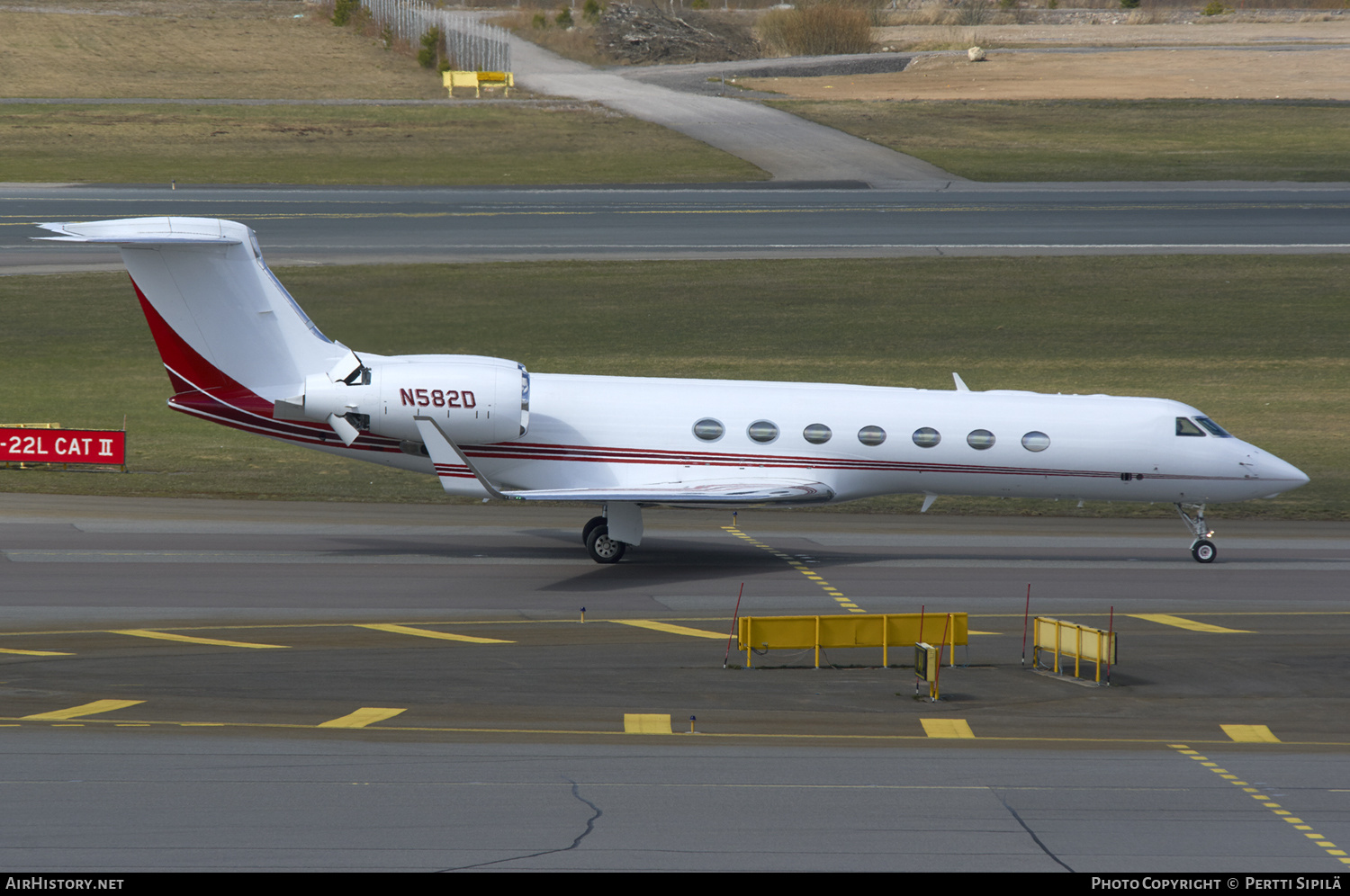 Aircraft Photo of N582D | Gulfstream Aerospace G-V-SP Gulfstream G550 | AirHistory.net #130301