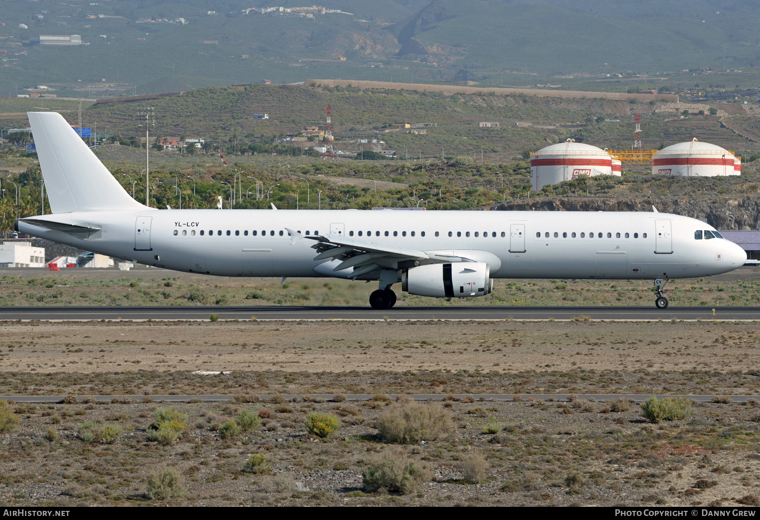 Aircraft Photo of YL-LCV | Airbus A321-231 | AirHistory.net #130345