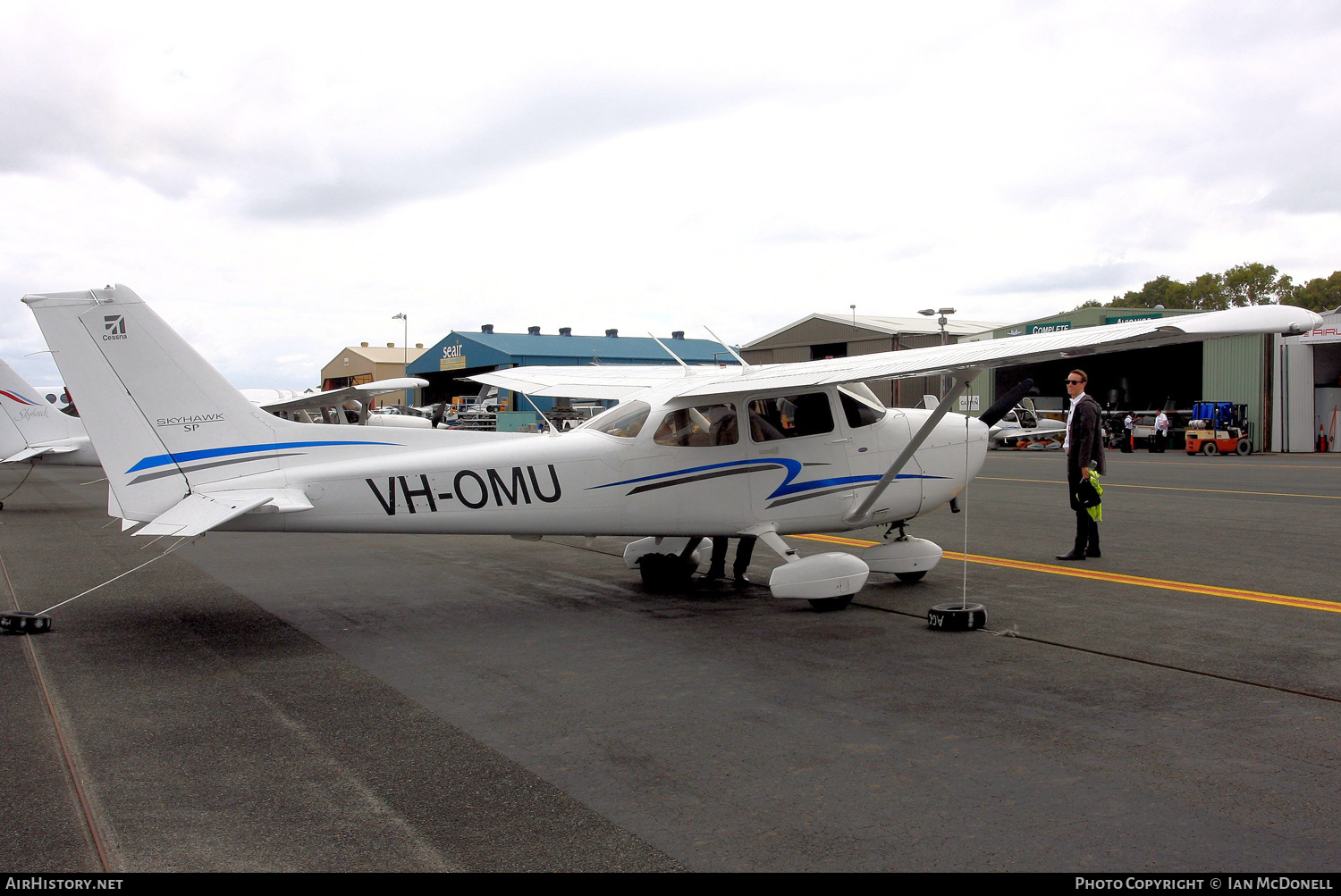 Aircraft Photo of VH-OMU | Cessna 172S Skyhawk SP | AirHistory.net #130430