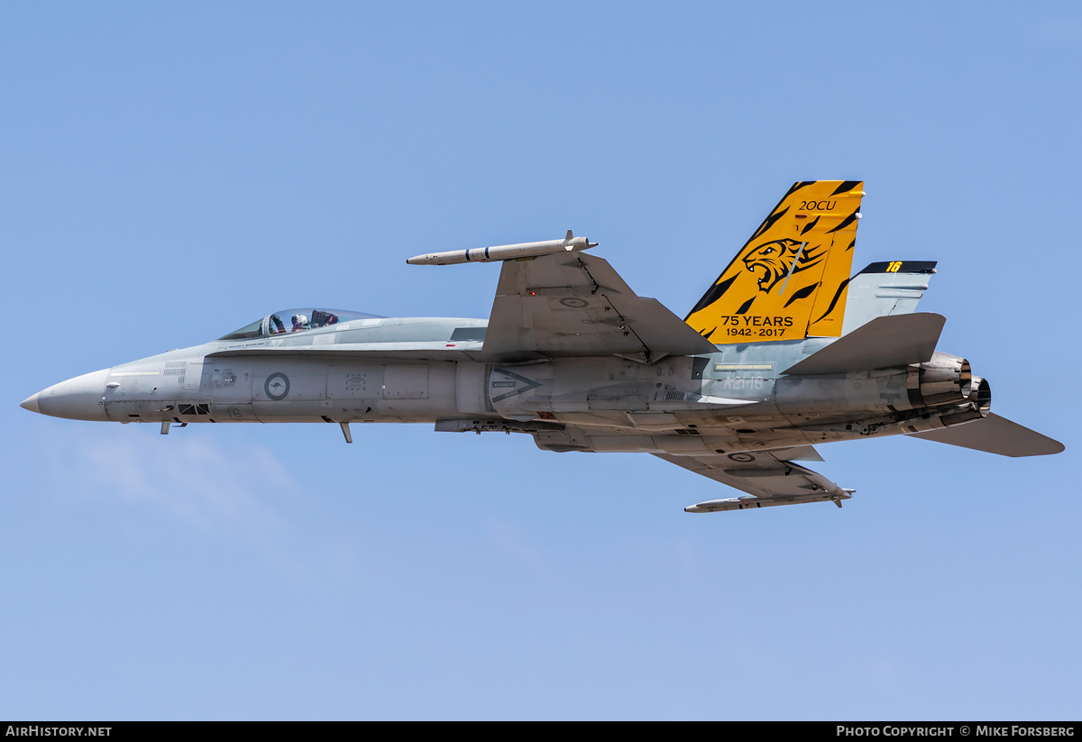 Aircraft Photo of A21-16 | McDonnell Douglas F/A-18A Hornet | Australia - Air Force | AirHistory.net #130490