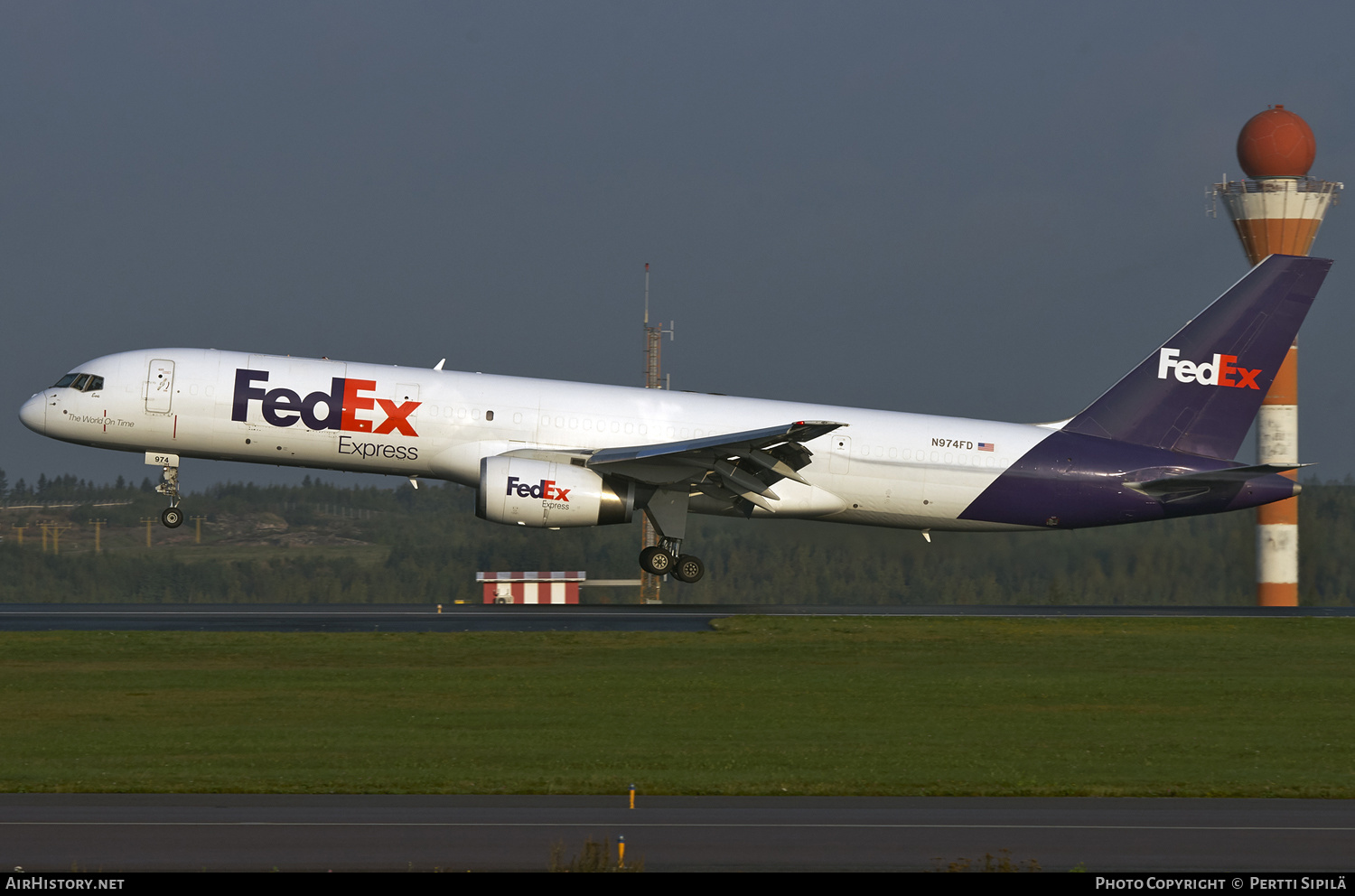 Aircraft Photo of N974FD | Boeing 757-2Y0(PCC) | FedEx Express | AirHistory.net #130595