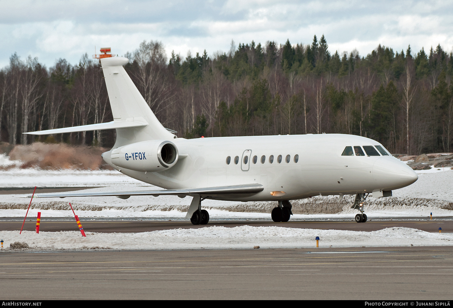 Aircraft Photo of G-YFOX | Dassault Falcon 2000EX | AirHistory.net #130636