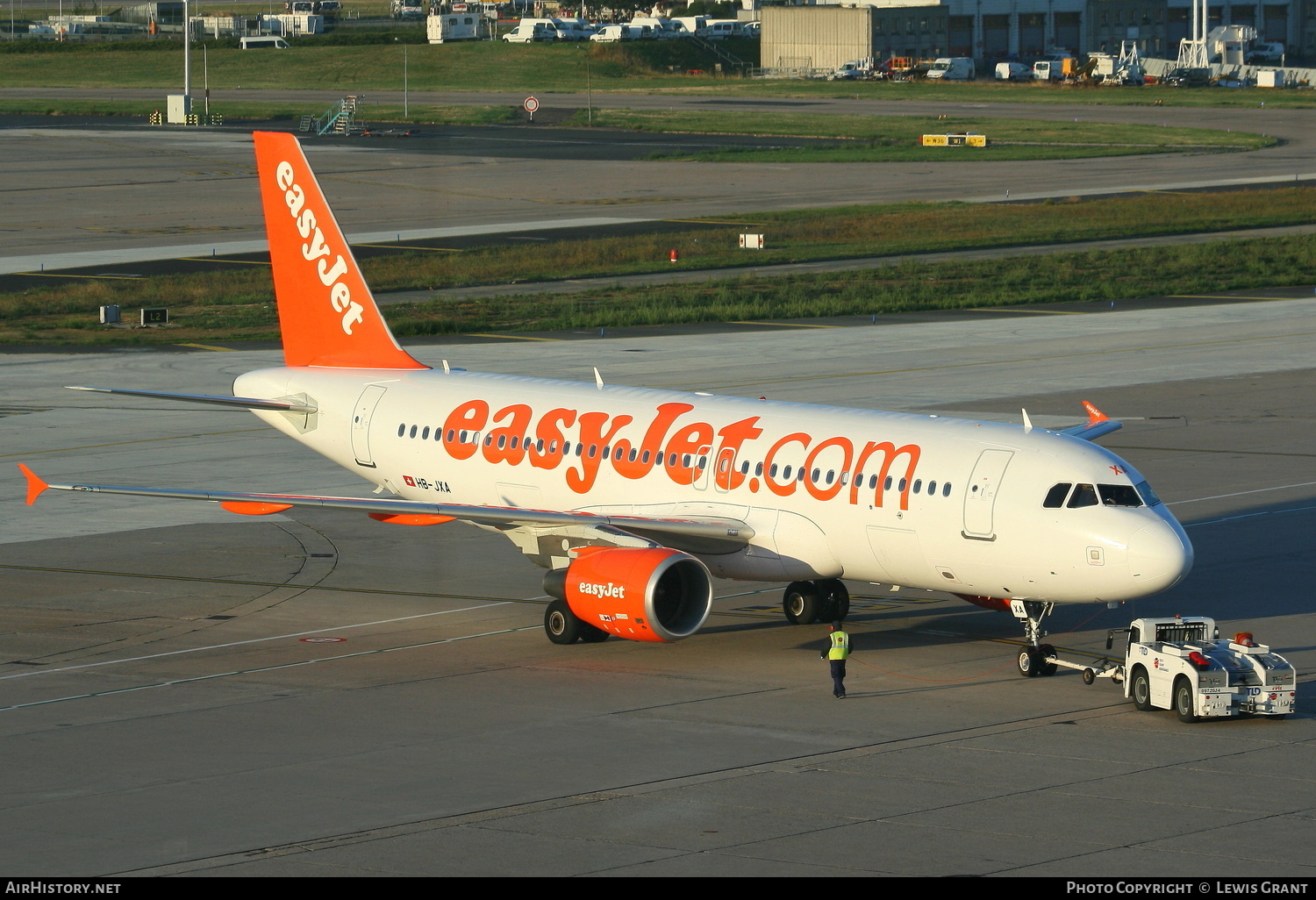 Aircraft Photo of HB-JXA | Airbus A320-214 | EasyJet | AirHistory.net #130713