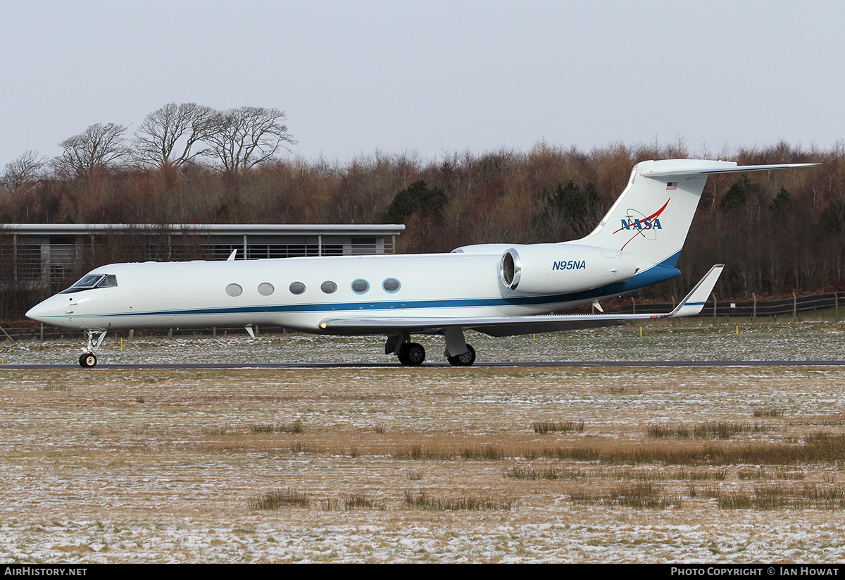 Aircraft Photo of N95NA | Gulfstream Aerospace G-V Gulfstream V | NASA - National Aeronautics and Space Administration | AirHistory.net #130756