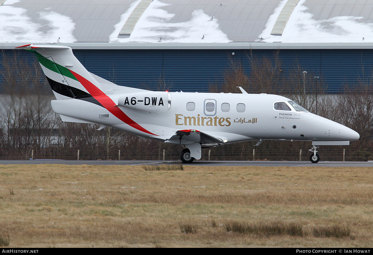 Aircraft Photo of A6-DWA | Embraer EMB-500 Phenom 100EV | Emirates Flight Training Academy | AirHistory.net #130762