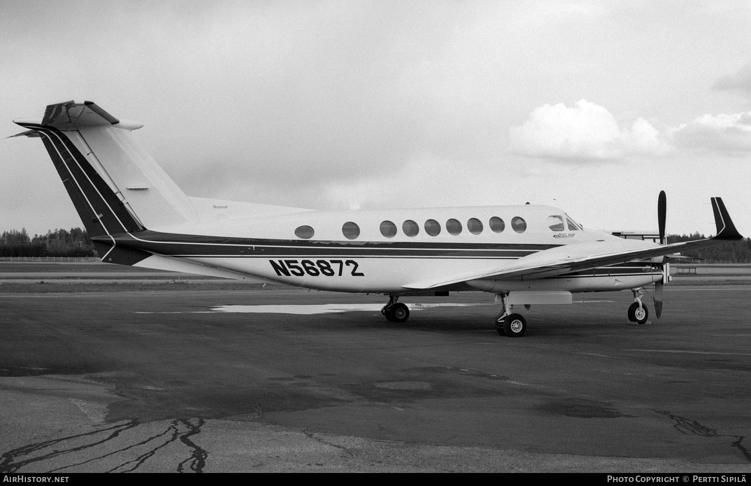 Aircraft Photo of N56872 | Beech Super King Air 350 (B300) | AirHistory.net #130860