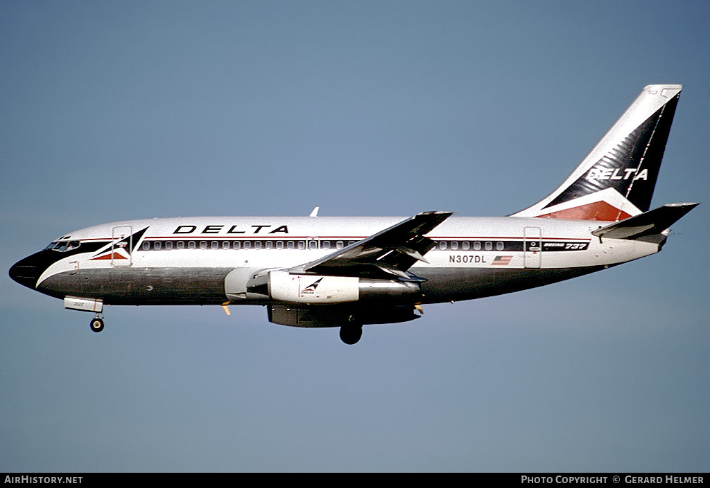 Aircraft Photo of N307DL | Boeing 737-232/Adv | Delta Air Lines | AirHistory.net #130987