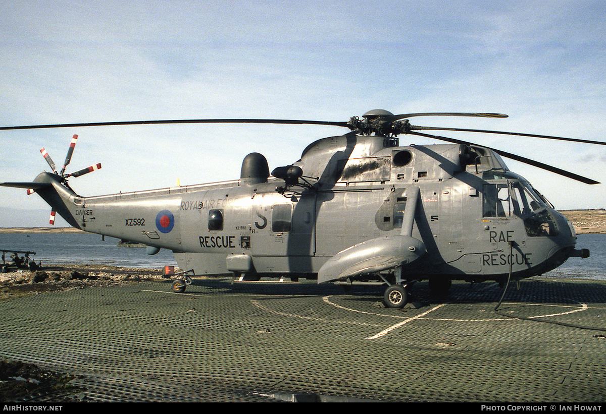 Aircraft Photo of XZ592 | Westland WS-61 Sea King HAR3 | UK - Air Force | AirHistory.net #131060