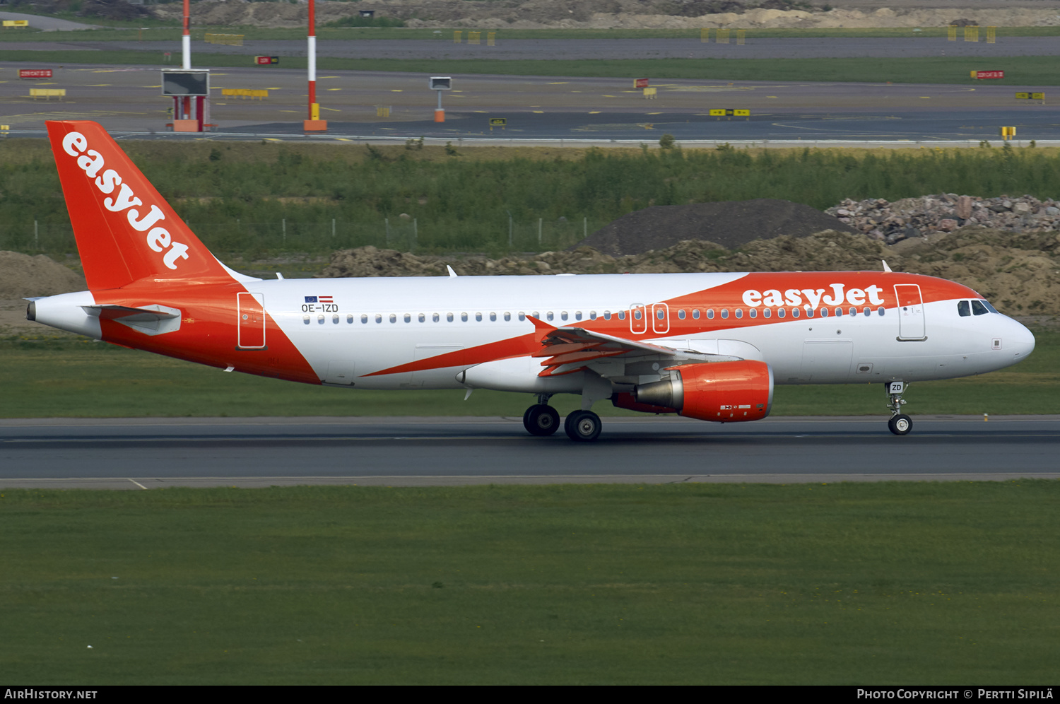 Aircraft Photo of OE-IZD | Airbus A320-214 | EasyJet | AirHistory.net #131066