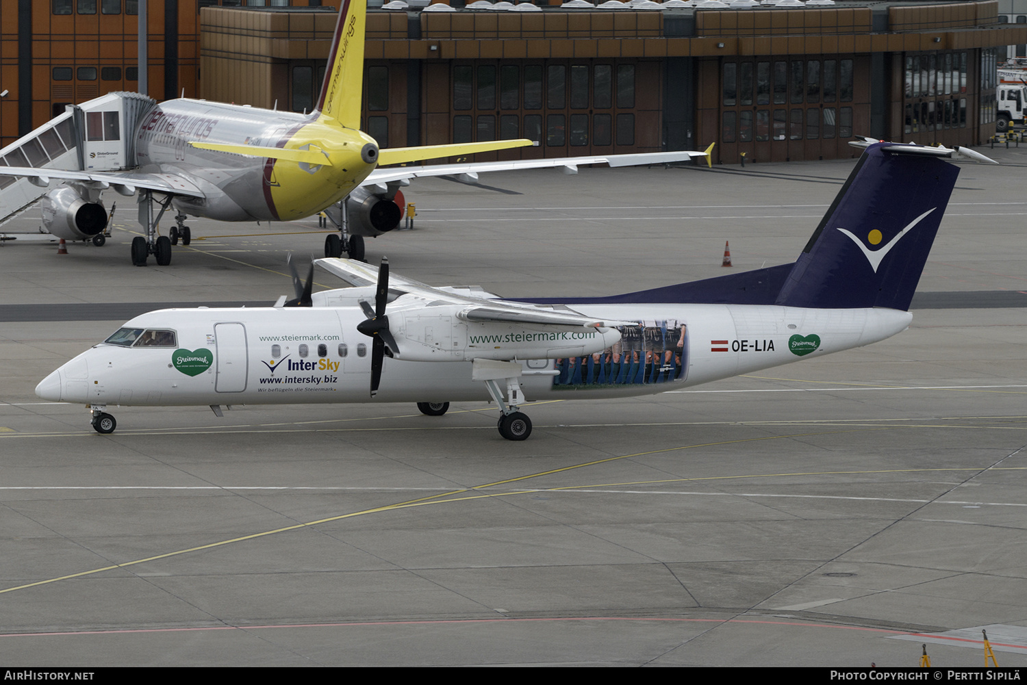 Aircraft Photo of OE-LIA | Bombardier DHC-8-311Q Dash 8 | InterSky | AirHistory.net #131104