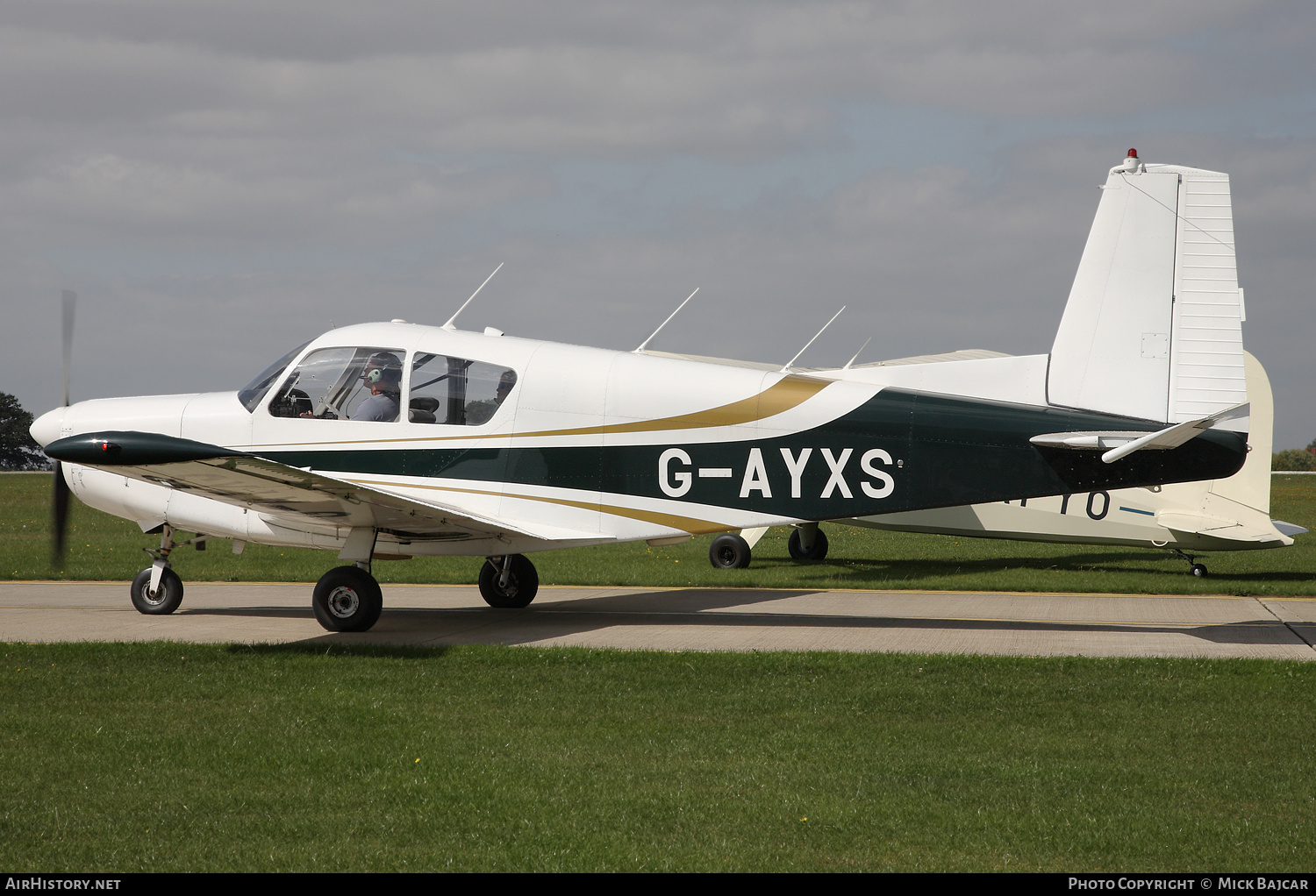 Aircraft Photo of G-AYXS | SIAI-Marchetti S-205-18R | AirHistory.net #131132