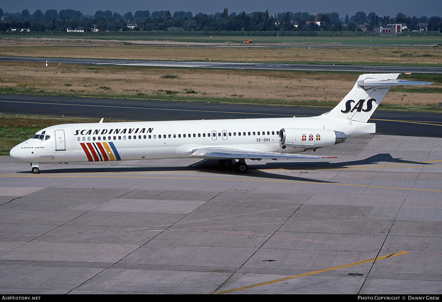 Aircraft Photo of SE-DIH | McDonnell Douglas MD-87 (DC-9-87) | Scandinavian Airlines - SAS | AirHistory.net #131136