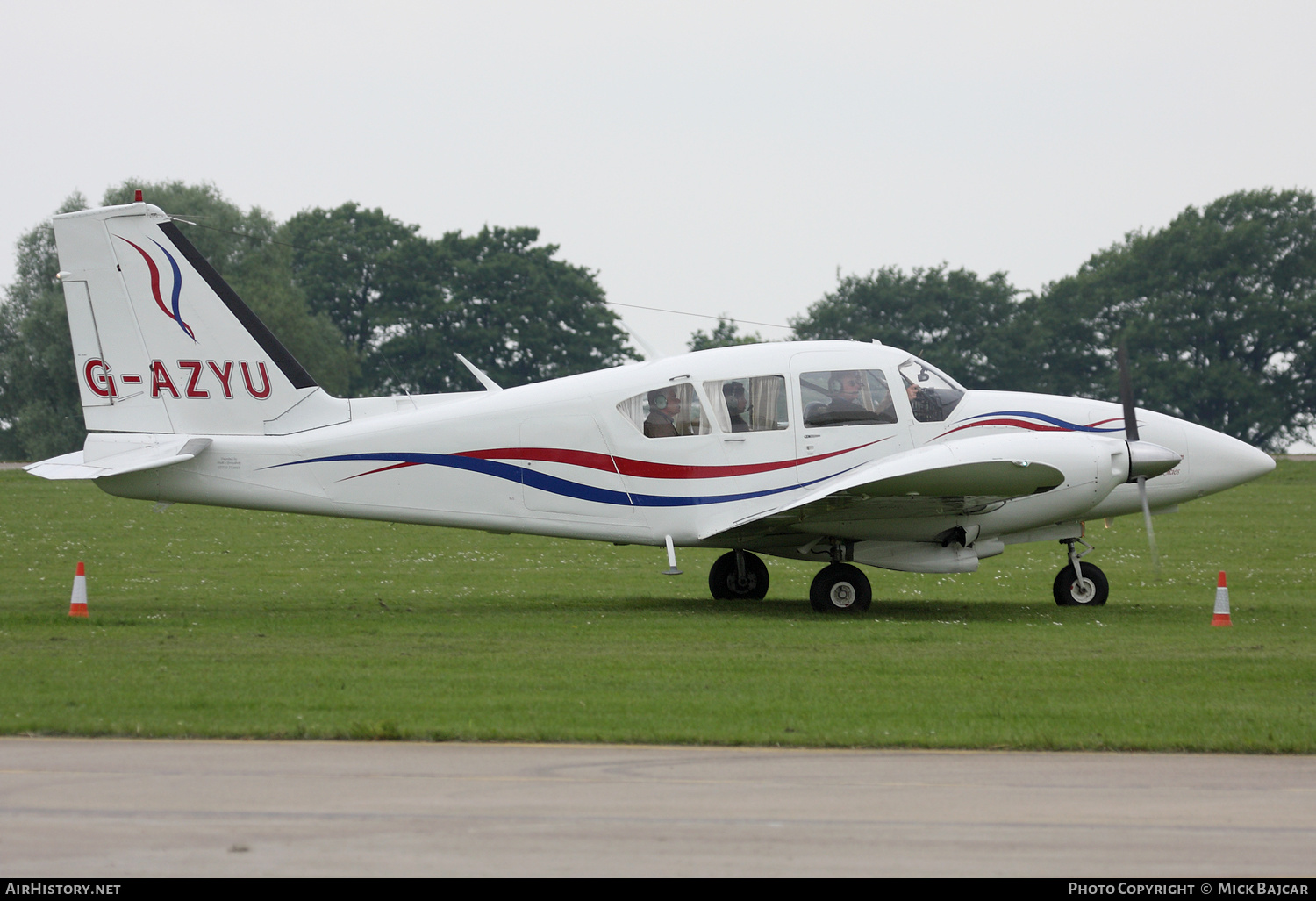 Aircraft Photo of G-AZYU | Piper PA-23-250 Aztec E | AirHistory.net #131152
