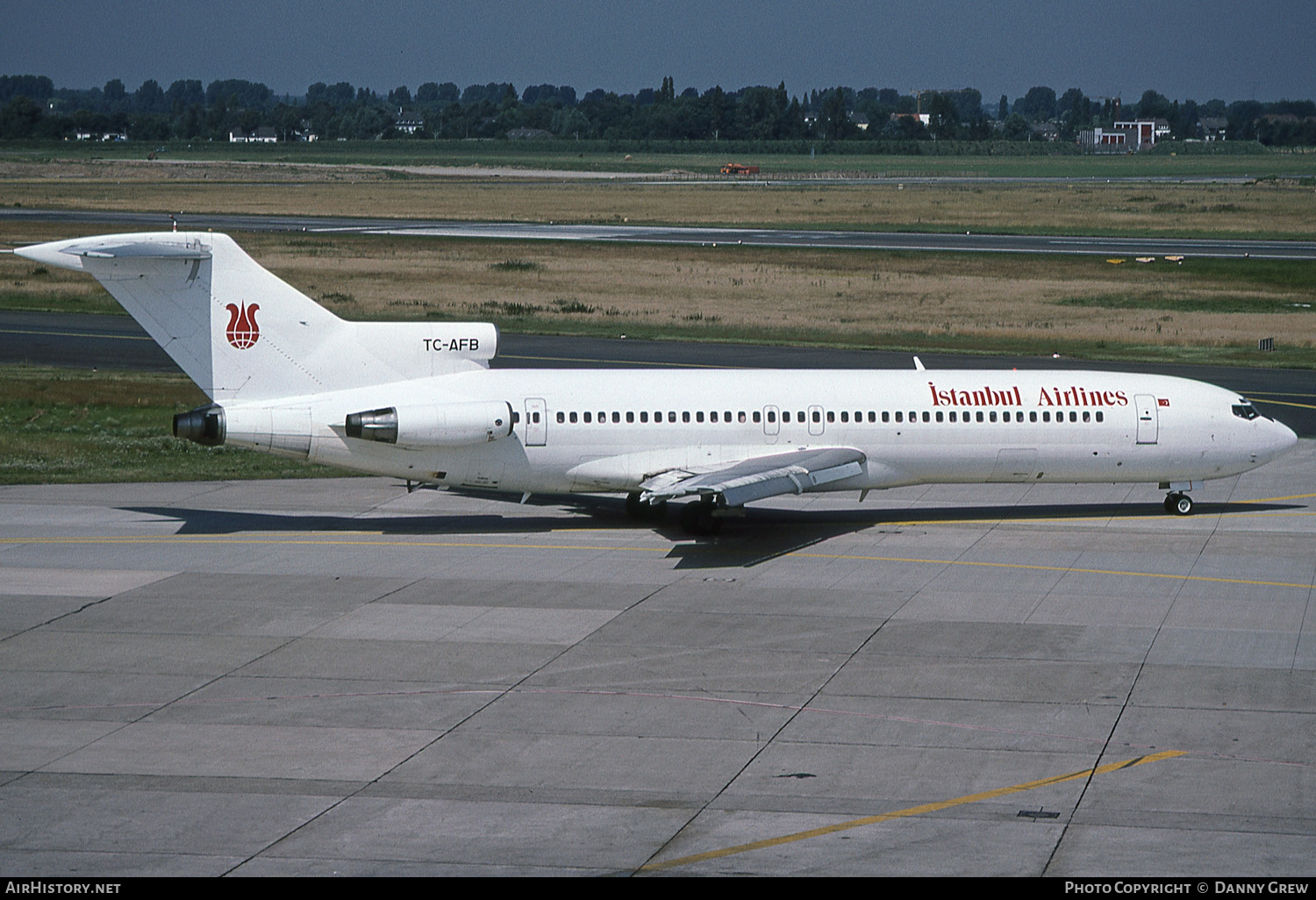 Aircraft Photo of TC-AFB | Boeing 727-228 | Istanbul Airlines | AirHistory.net #131159