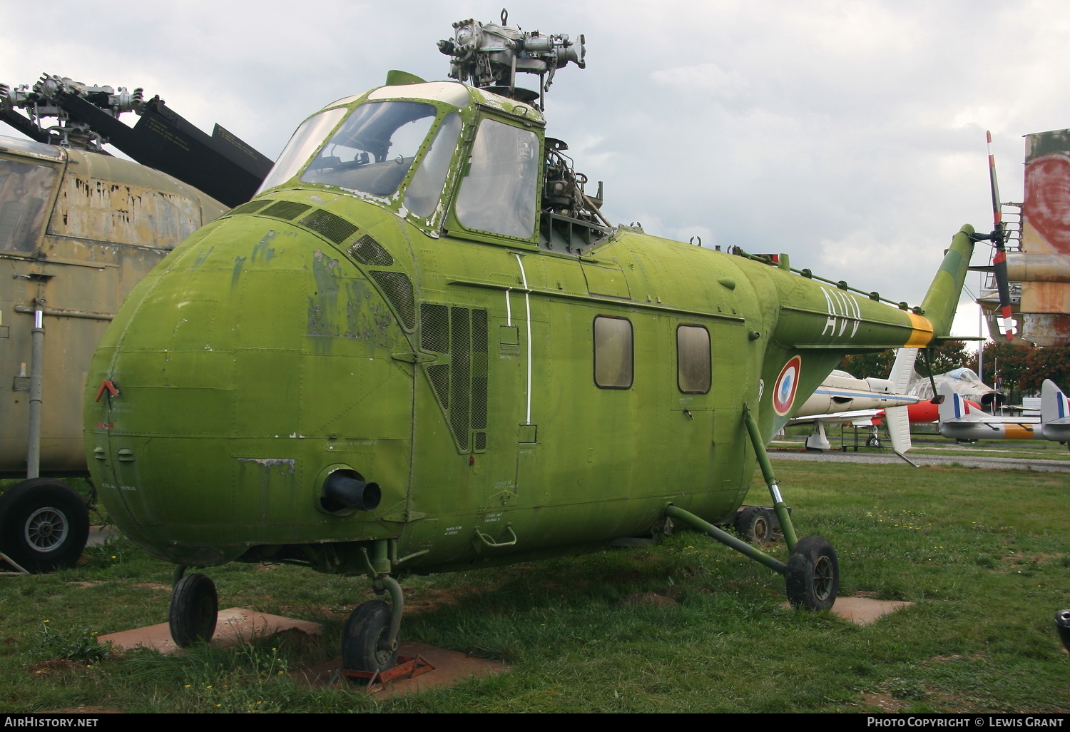 Aircraft Photo of 527615 | Sikorsky H-19D Chickasaw (S-55D) | France - Army | AirHistory.net #131191