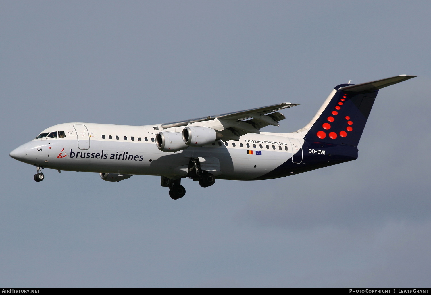 Aircraft Photo of OO-DWI | BAE Systems Avro 146-RJ100 | Brussels Airlines | AirHistory.net #131273