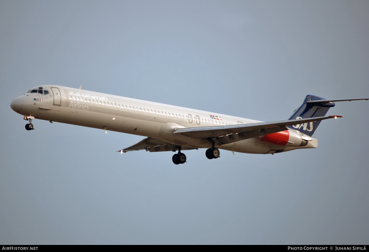Aircraft Photo of SE-DIS | McDonnell Douglas MD-82 (DC-9-82) | Scandinavian Airlines - SAS | AirHistory.net #131275
