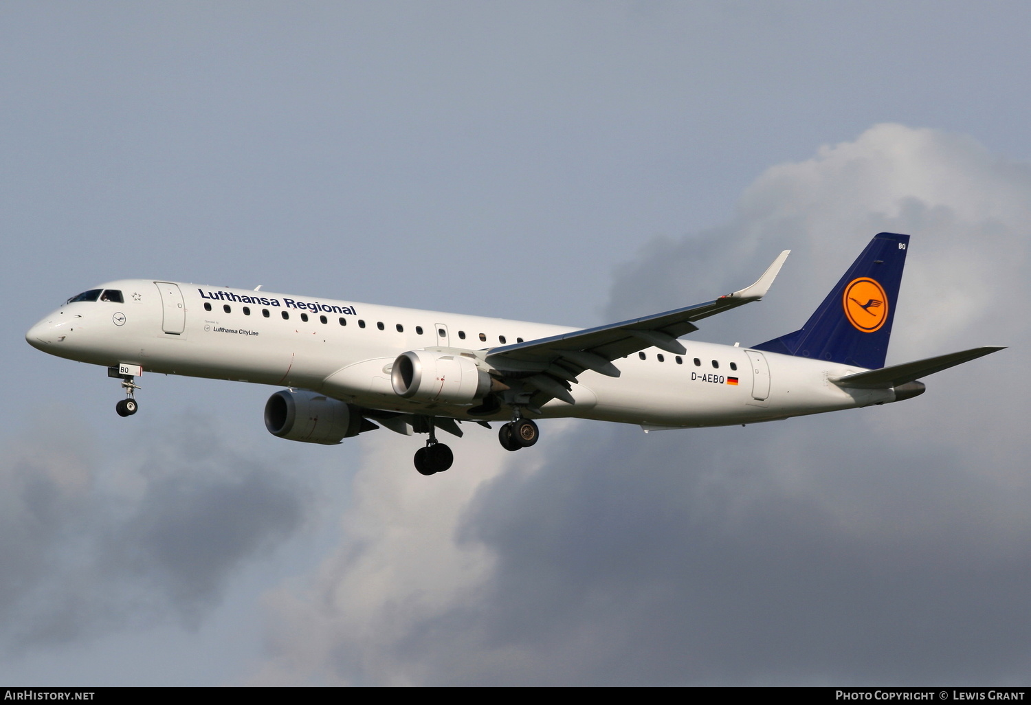 Aircraft Photo of D-AEBQ | Embraer 195LR (ERJ-190-200LR) | Lufthansa Regional | AirHistory.net #131278