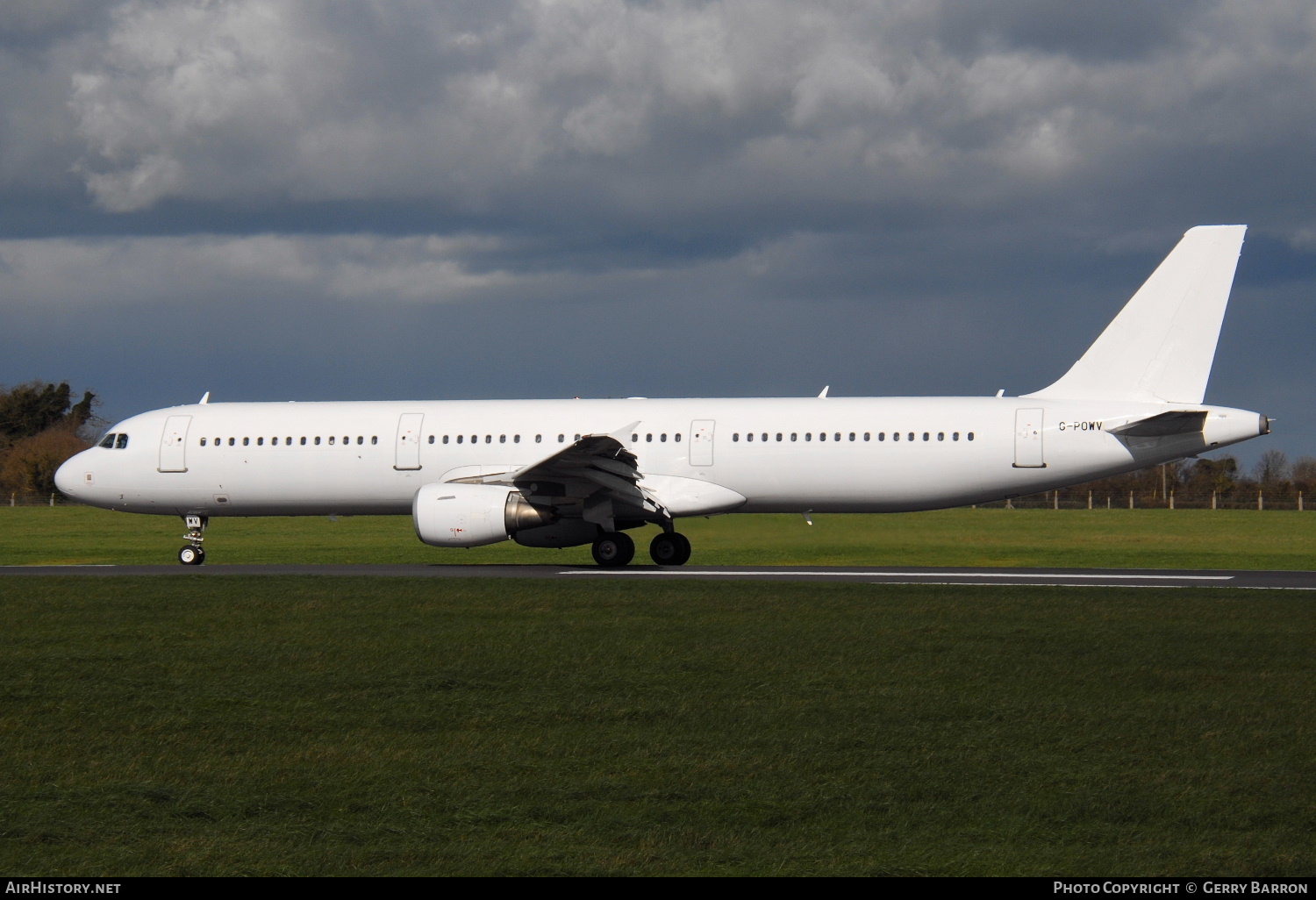 Aircraft Photo of G-POWV | Airbus A321-211 | AirHistory.net #131332