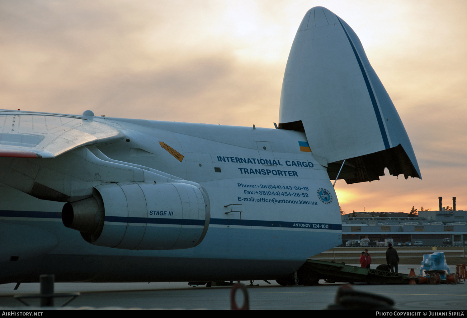 Aircraft Photo of UR-82027 | Antonov An-124-100 Ruslan | Antonov Airlines | AirHistory.net #131362