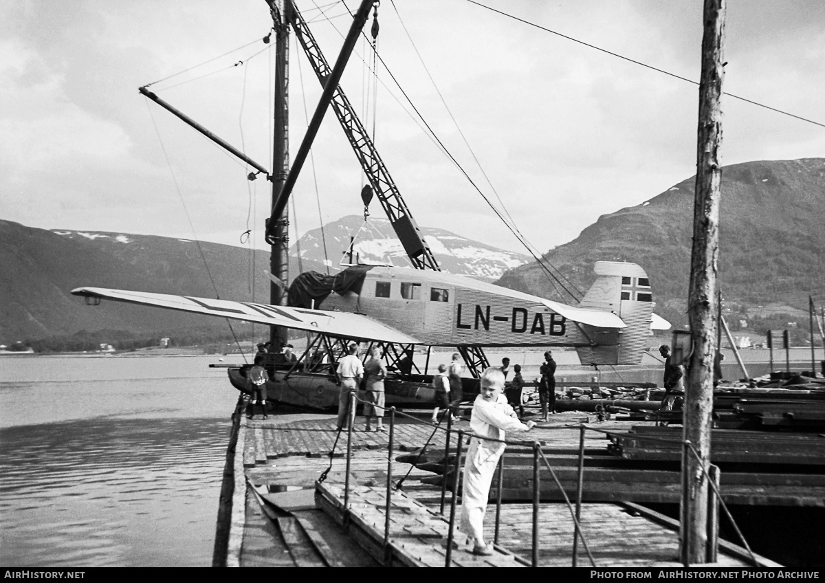 Aircraft Photo of LN-DAB | Junkers W 34hi | Norwegian Air Lines - DNL | AirHistory.net #131414