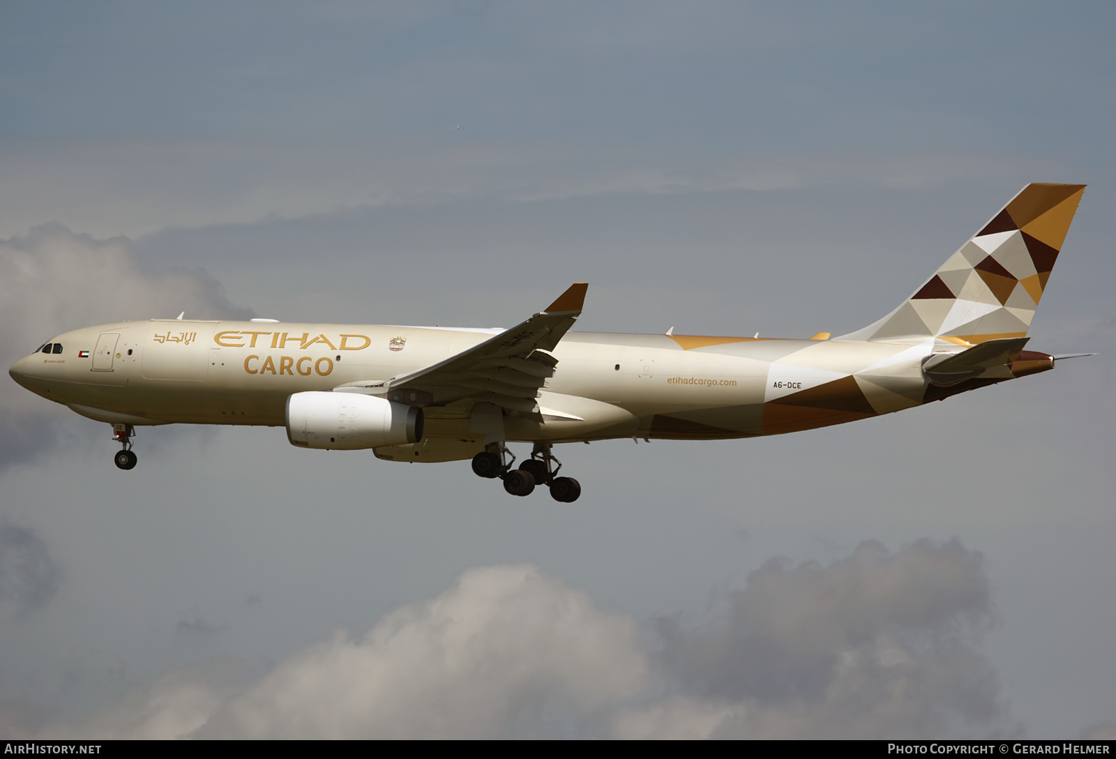 Aircraft Photo of A6-DCE | Airbus A330-243F | Etihad Airways Cargo | AirHistory.net #131418