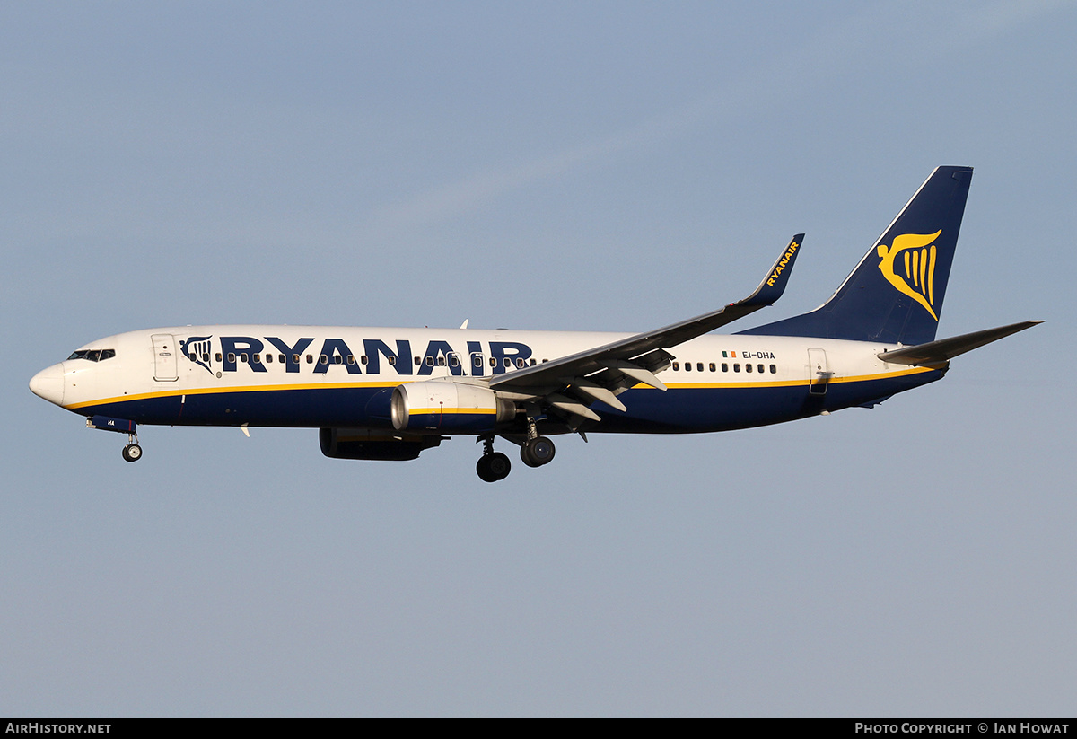 Aircraft Photo of EI-DHA | Boeing 737-8AS | Ryanair | AirHistory.net #131492