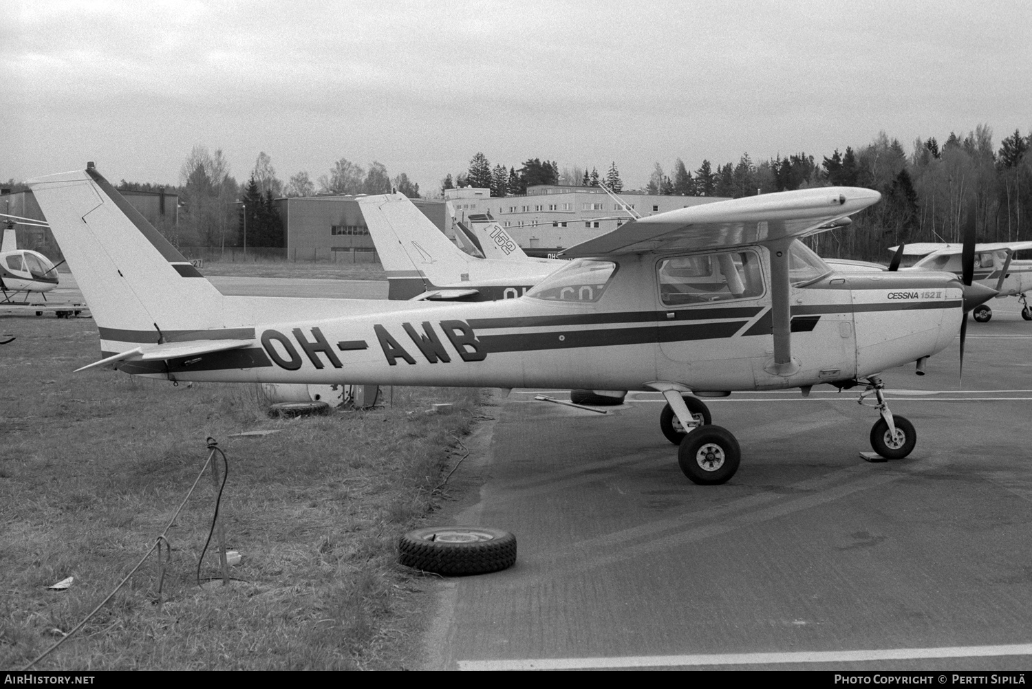 Aircraft Photo of OH-AWB | Cessna 152 | AirHistory.net #131595