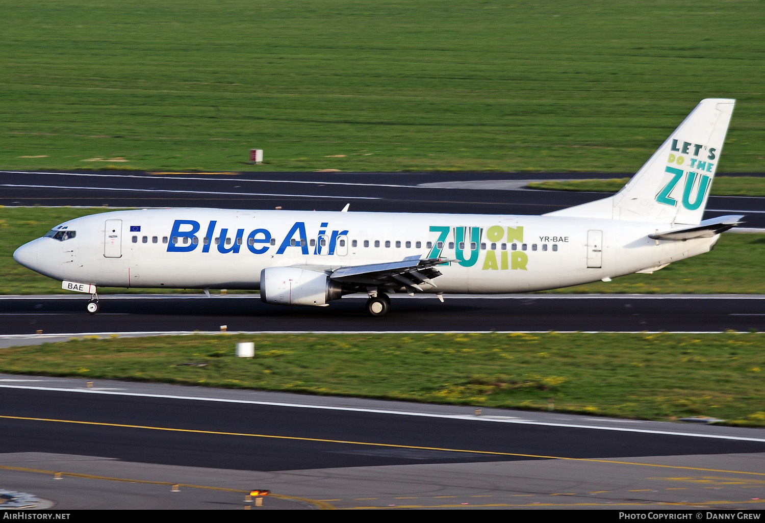 Aircraft Photo of YR-BAE | Boeing 737-46N | Blue Air | AirHistory.net #131608