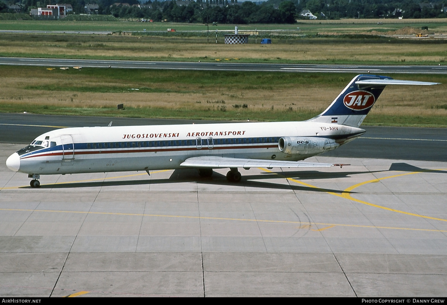 Aircraft Photo of YU-AHV | McDonnell Douglas DC-9-32 | JAT Yugoslav Airlines - Jugoslovenski Aerotransport | AirHistory.net #131635