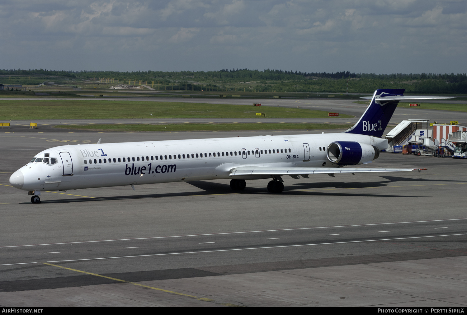 Aircraft Photo of OH-BLC | McDonnell Douglas MD-90-30 | Blue1 | AirHistory.net #131656