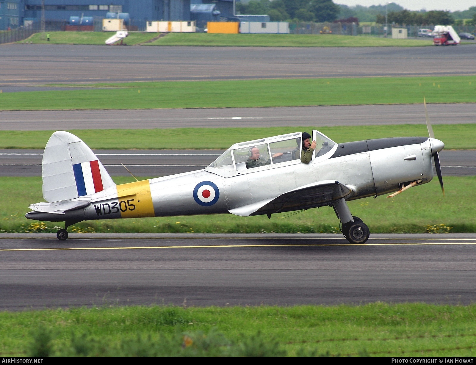 Aircraft Photo of G-ARGG / WD305 | De Havilland DHC-1 Chipmunk Mk22 | UK - Air Force | AirHistory.net #131781