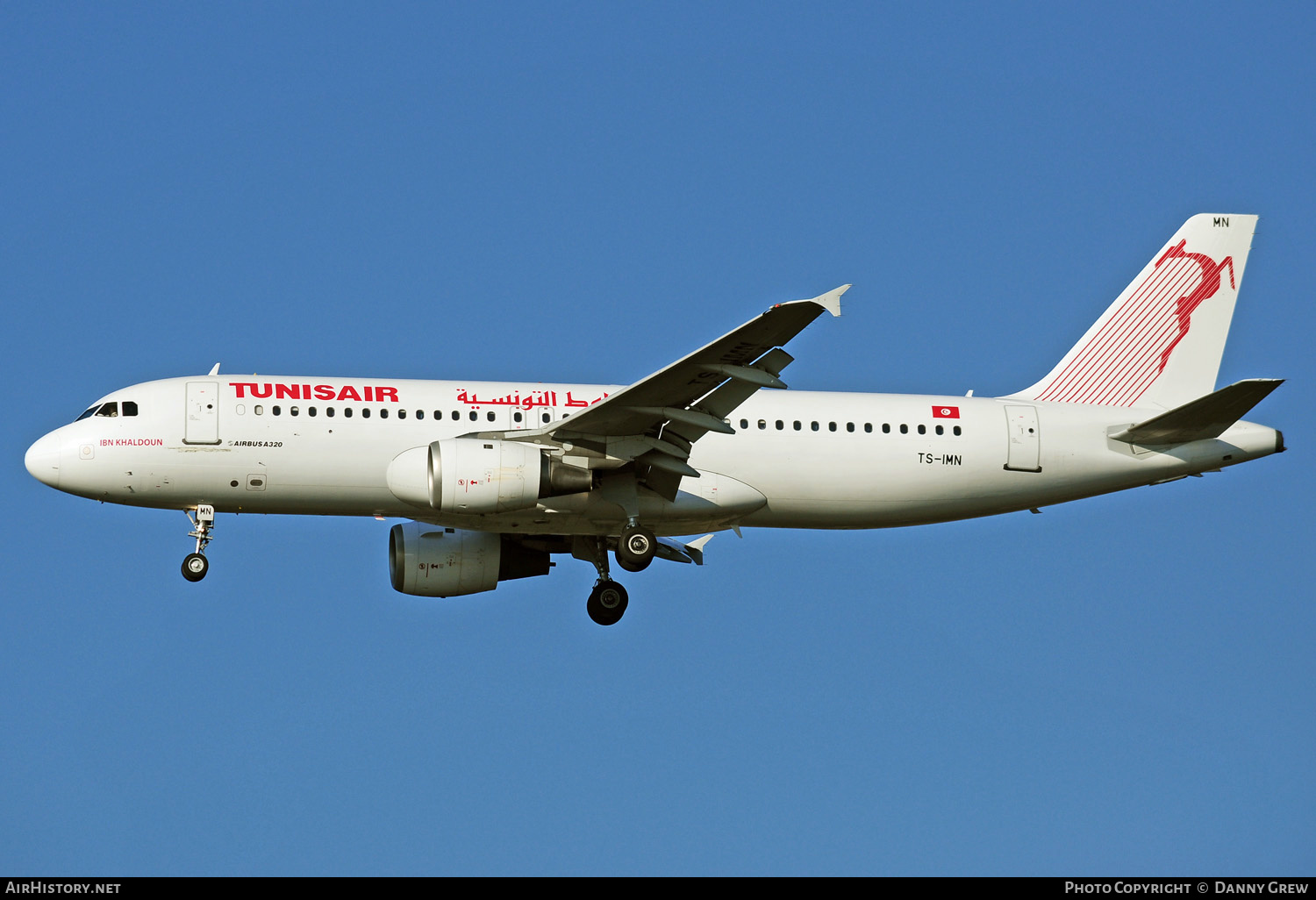 Aircraft Photo of TS-IMN | Airbus A320-211 | Tunisair | AirHistory.net #131810