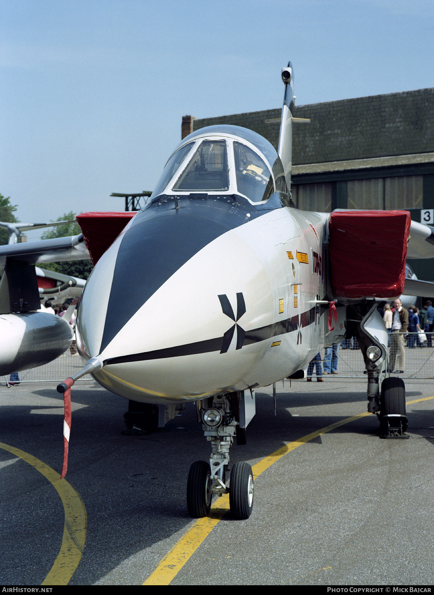 Aircraft Photo of ZA267 | Panavia Tornado F2 | UK - Air Force | AirHistory.net #131831