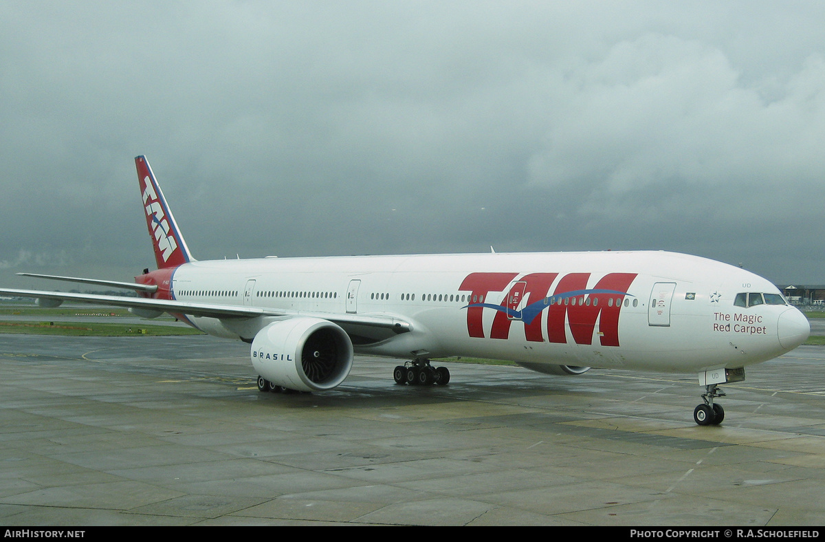 Aircraft Photo of PT-MUD | Boeing 777-32W/ER | TAM Linhas Aéreas | AirHistory.net #132030