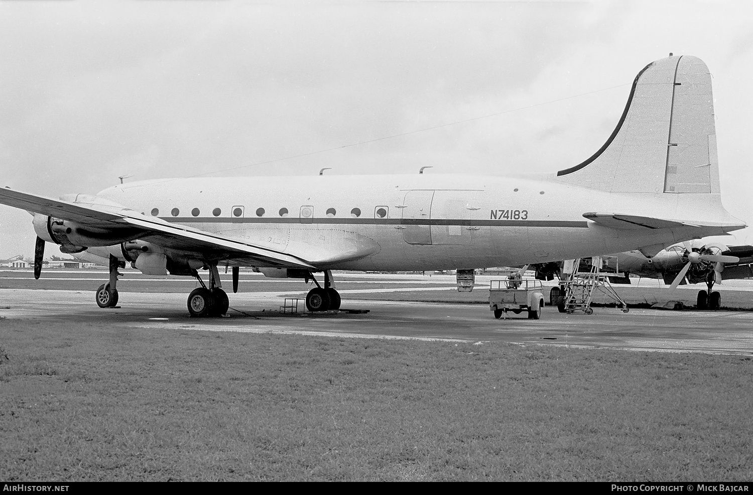 Aircraft Photo of N74183 | Douglas C-54A Skymaster | AirHistory.net #132101