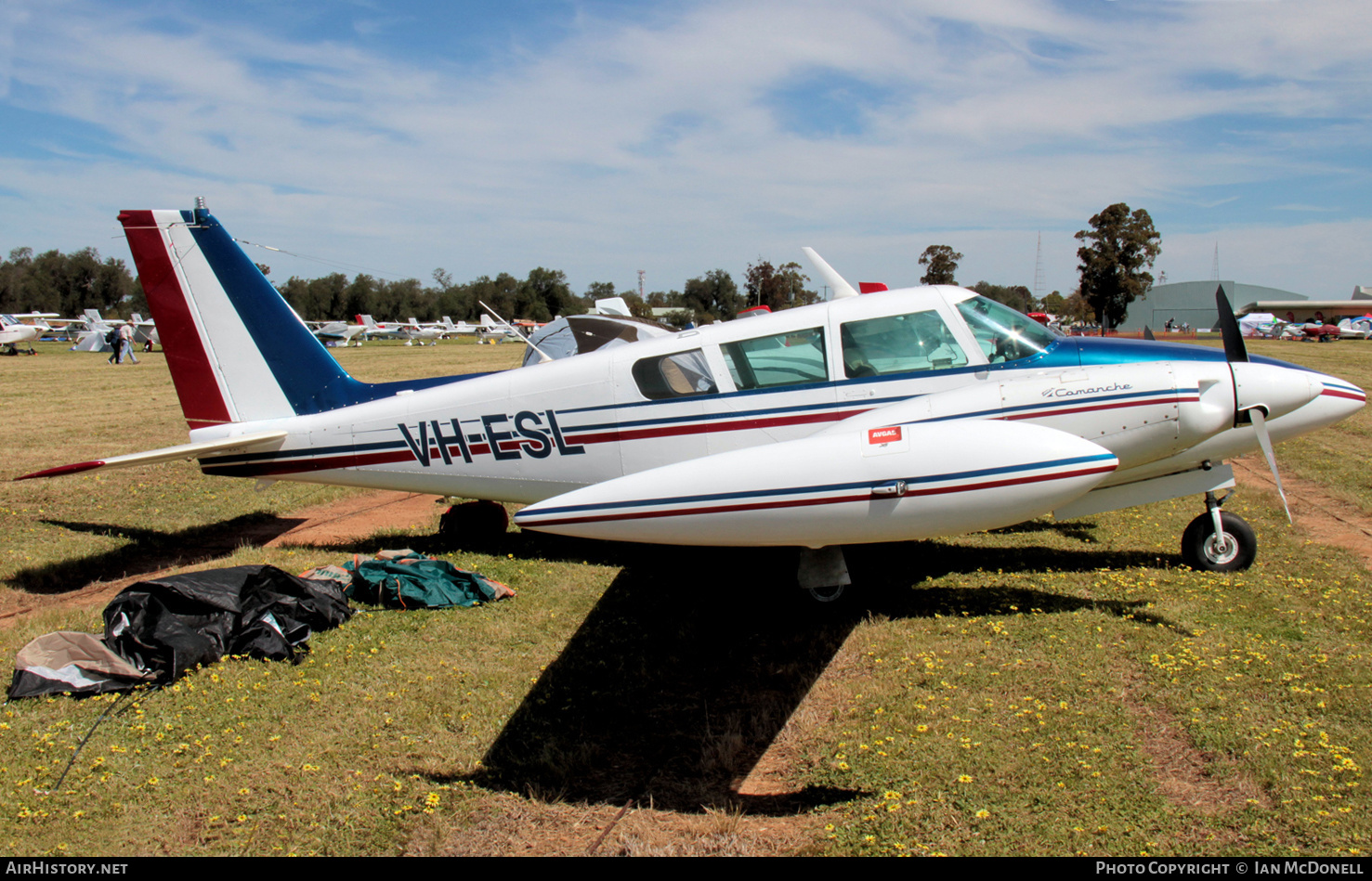 Aircraft Photo of VH-ESL | Piper PA-30-160 Twin Comanche B | AirHistory.net #132142