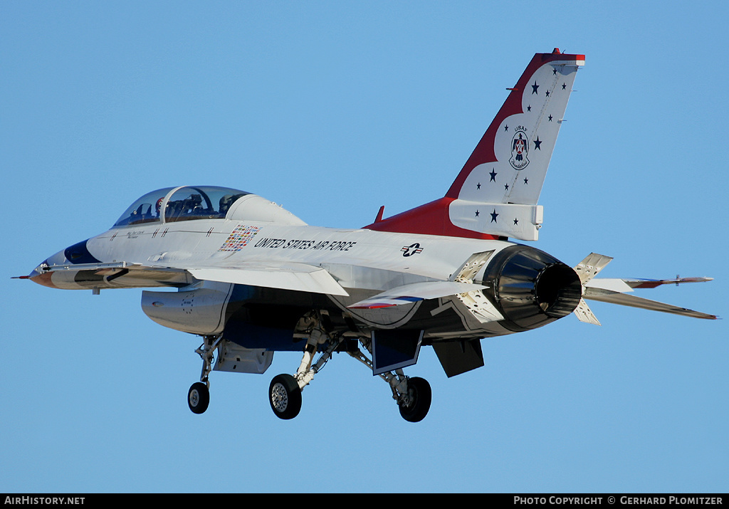 Aircraft Photo of 86-0039 | General Dynamics F-16D Fighting Falcon | USA - Air Force | AirHistory.net #132145