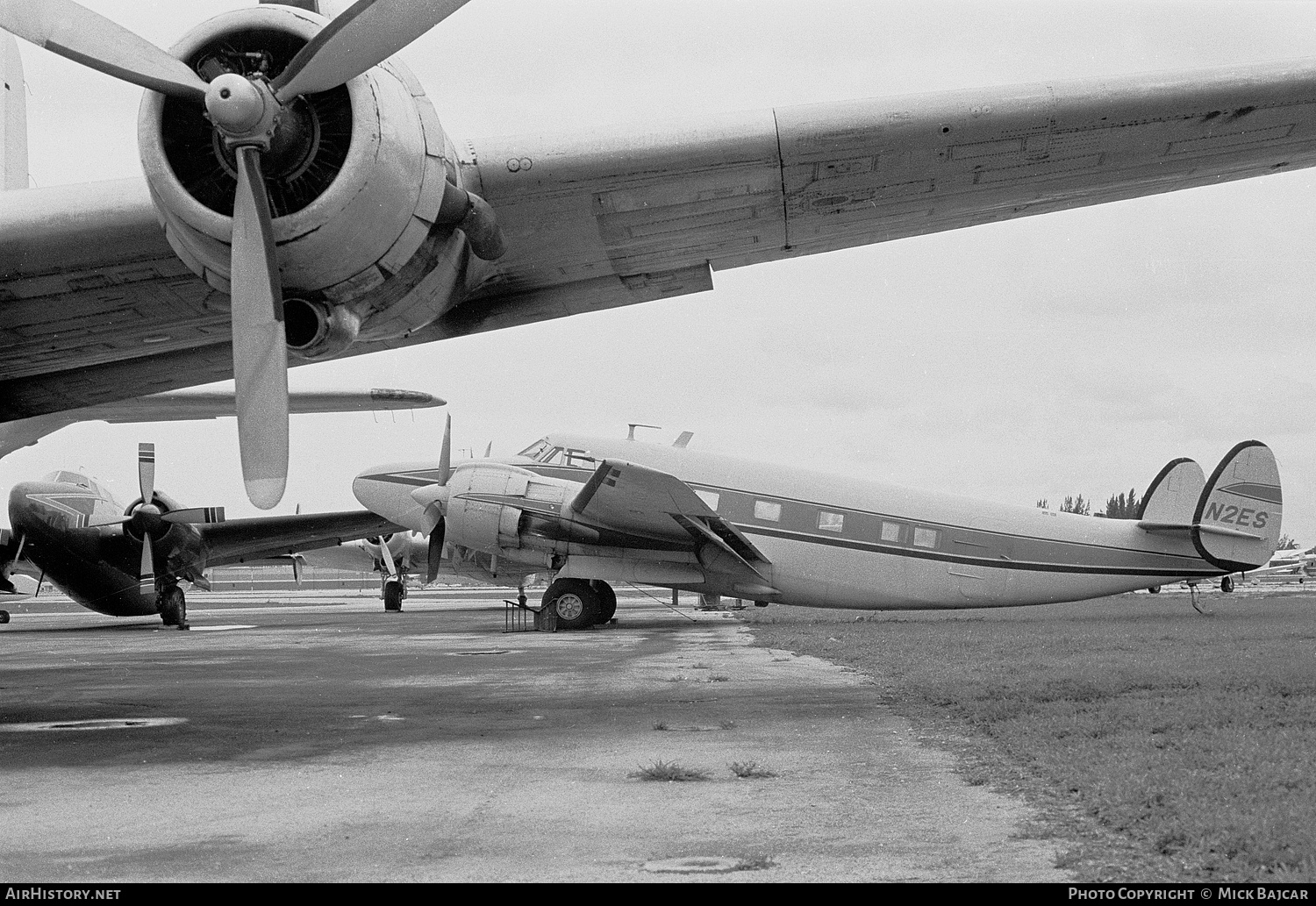 Aircraft Photo of N2ES | Howard 400 | AirHistory.net #132154