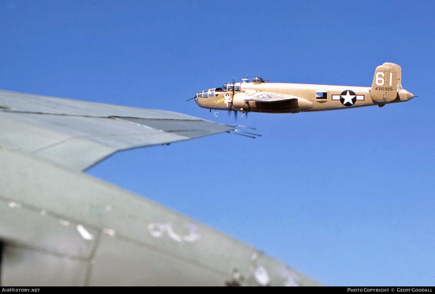 Aircraft Photo of N9494Z / 430925 | North American B-25J Mitchell | USA - Air Force | AirHistory.net #132158