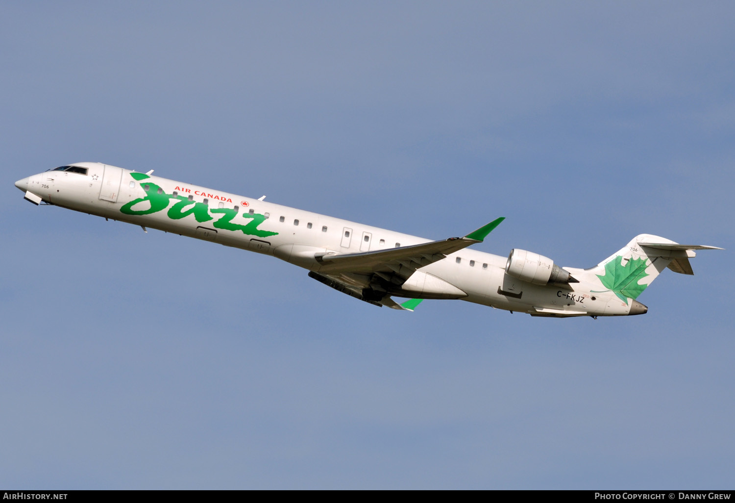 Aircraft Photo of C-FKJZ | Bombardier CRJ-705 (CL-600-2D15) | Air Canada Jazz | AirHistory.net #132214