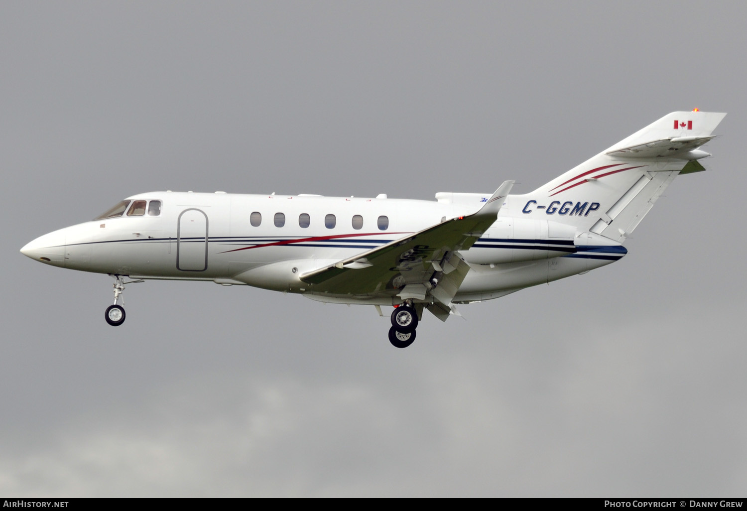 Aircraft Photo of C-GGMP | Hawker Beechcraft 900XP | AirHistory.net #132236