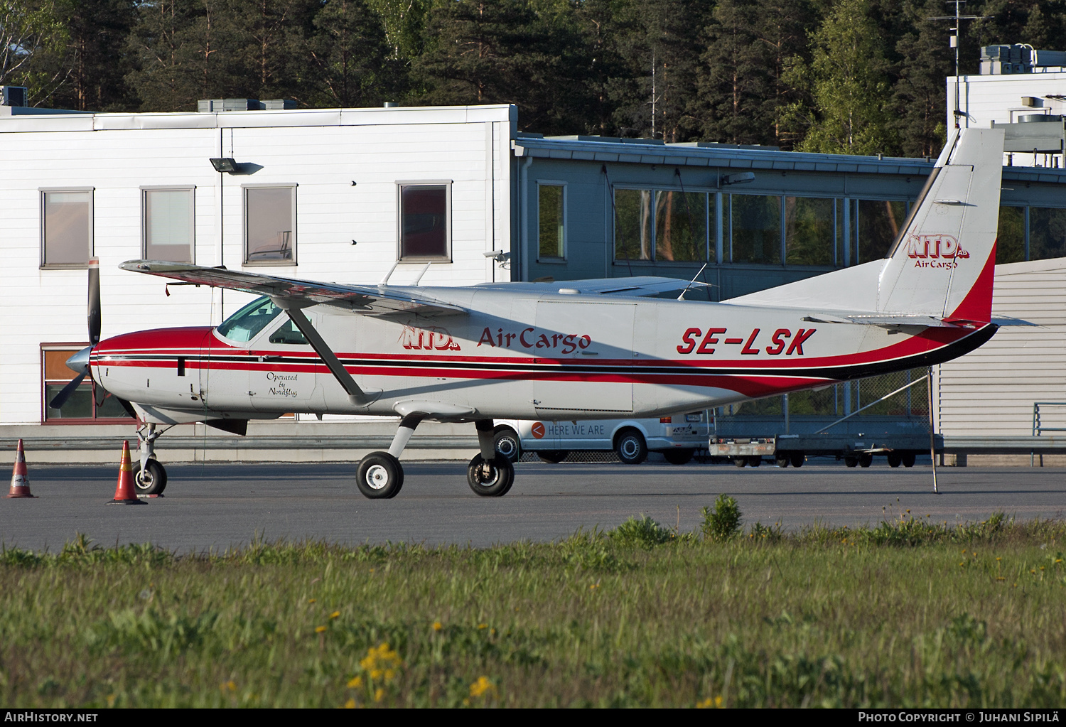 Aircraft Photo of SE-LSK | Cessna 208B Super Cargomaster | NTD Air Cargo | AirHistory.net #132255
