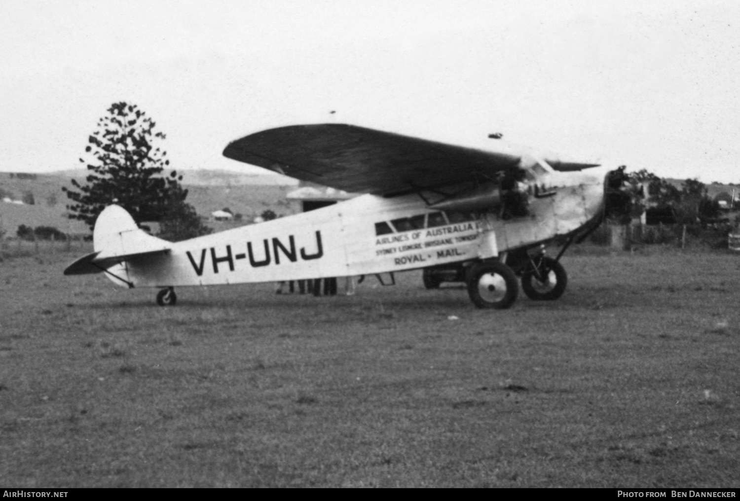 Aircraft Photo of VH-UNJ | Avro 618 Ten | Airlines of Australia | AirHistory.net #132341