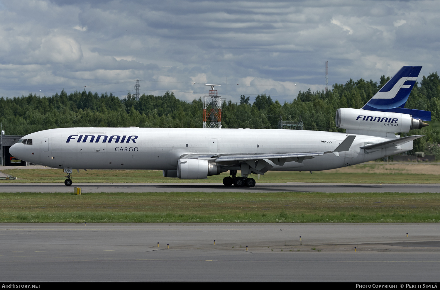 Aircraft Photo of OH-LGC | McDonnell Douglas MD-11F | Finnair Cargo | AirHistory.net #132347