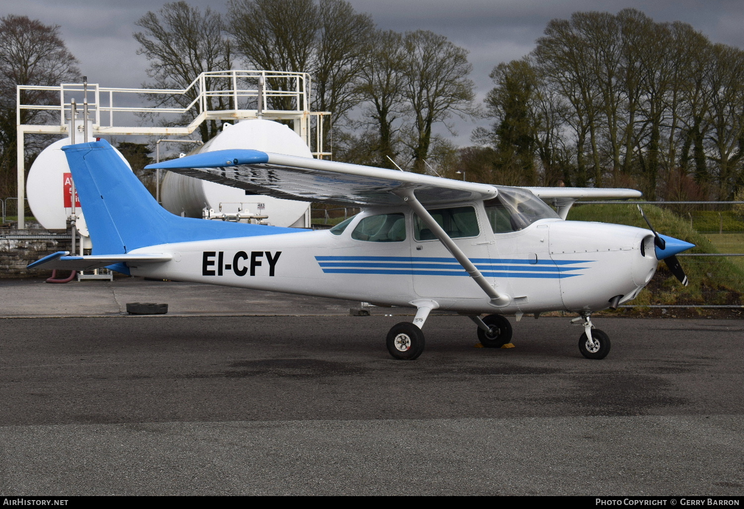 Aircraft Photo of EI-CFY | Cessna 172N | National Flight Centre | AirHistory.net #132457