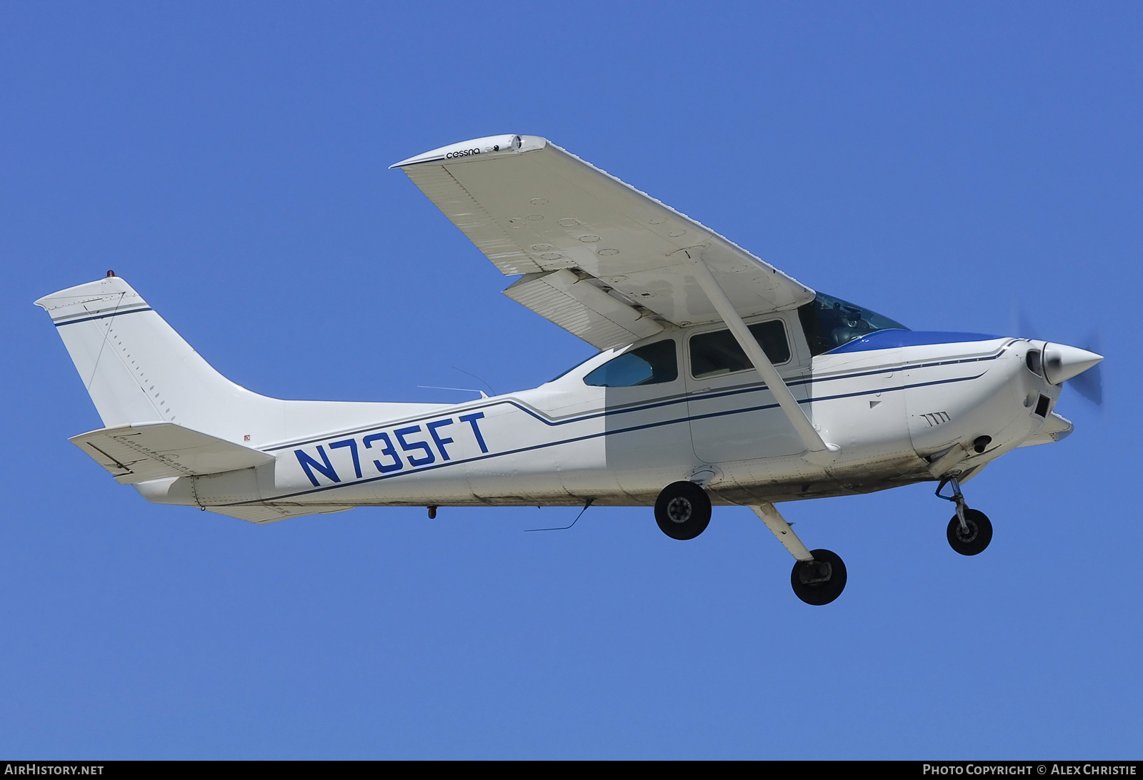 Aircraft Photo of N735FT | Cessna 182Q Skylane | AirHistory.net #132477