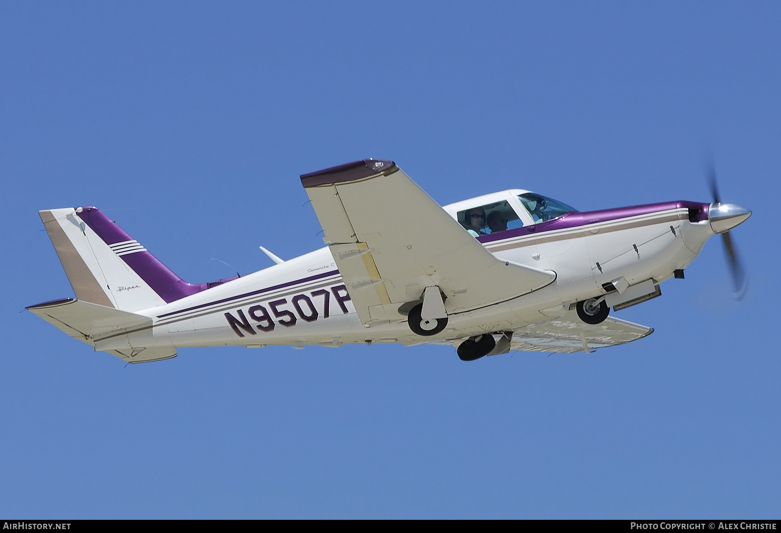 Aircraft Photo of N9507P | Piper PA-24-260 Comanche C | AirHistory.net #132489