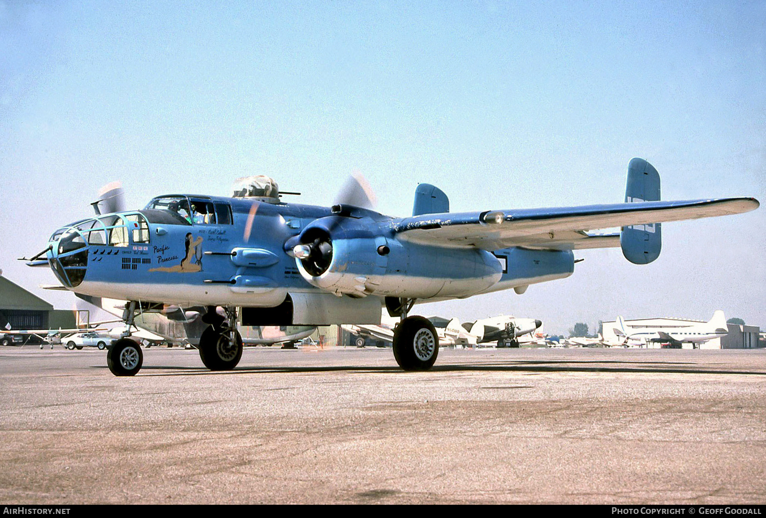 Aircraft Photo of N9856C / 328204 | North American B-25J Mitchell | USA - Air Force | AirHistory.net #132607