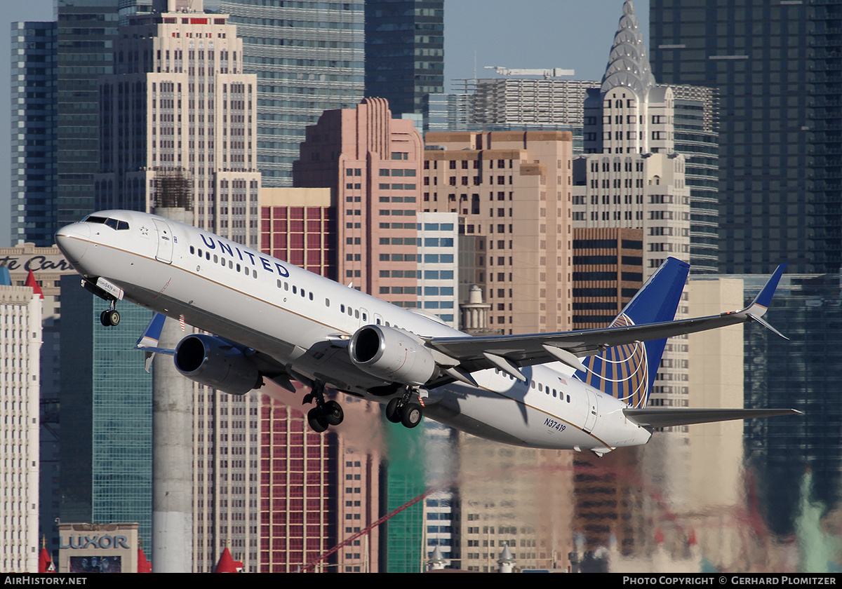 Aircraft Photo of N37419 | Boeing 737-924/ER | United Airlines | AirHistory.net #132621